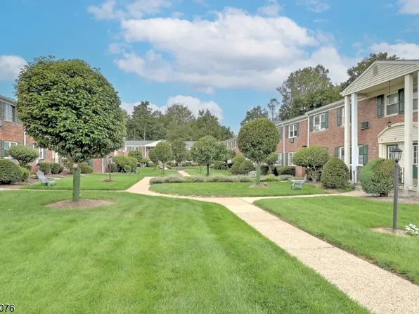 53 Roseland Ave, Unit 7 #7, Caldwell Boro Twp., NJ 07006