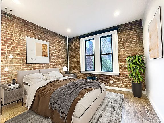 2nd image of 684 Riverside Dr APT 5B