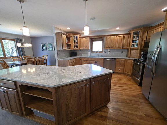 5th image of 1708 E 46th Street Pl