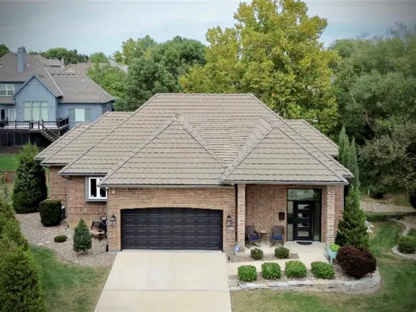 5312 W 154th St, Leawood, KS 66224