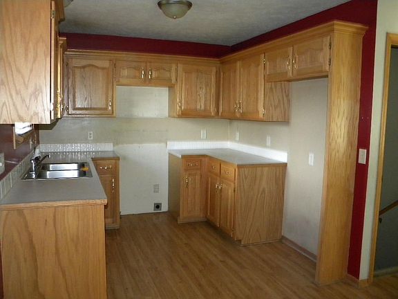 5th image of 206 Nuckolls St