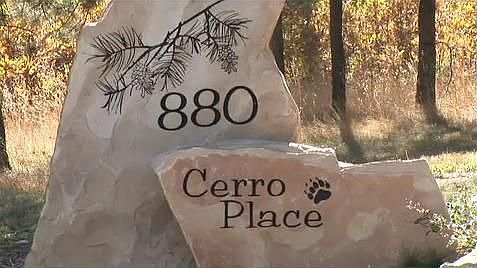 2nd image of 880 Cerro Pl