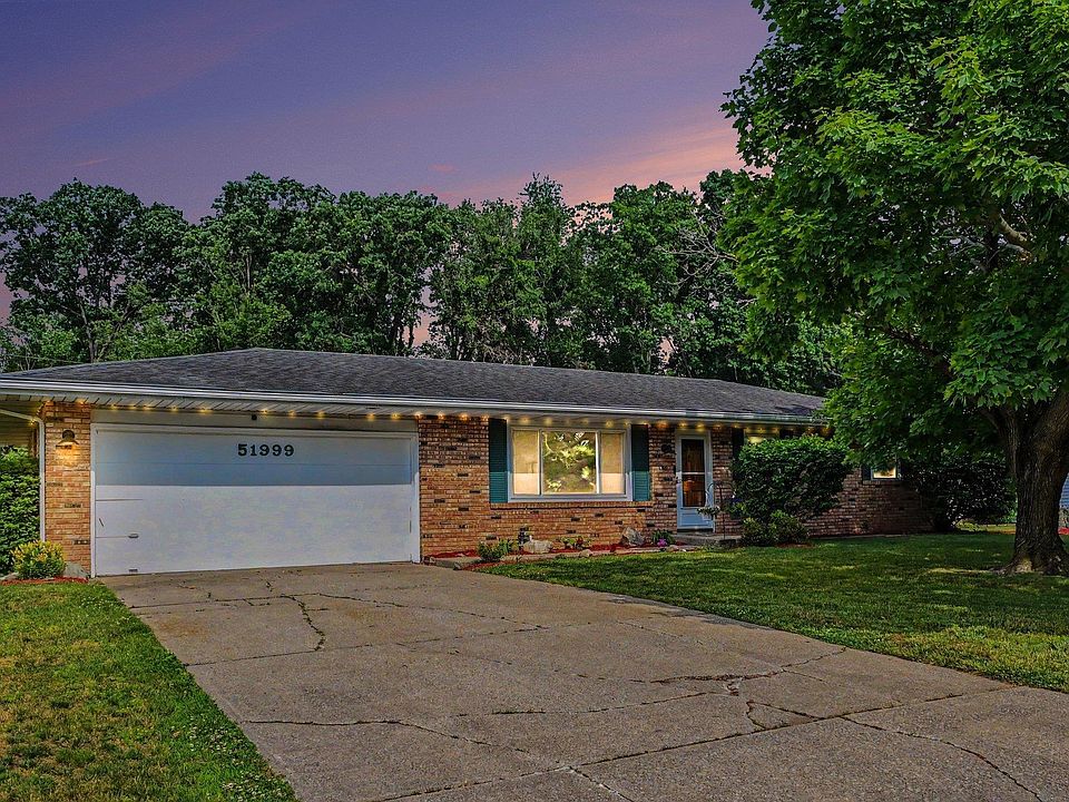 1st image of 51999 Ray Dr