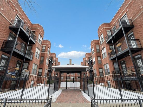 2707 N Mildred Ave APT 1B, Chicago, IL 60614