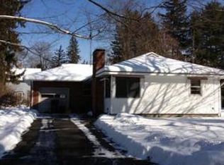 2 Jessie Ln, Easthampton, MA 01027