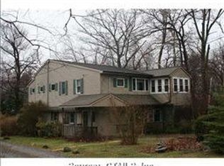 167 Niles Rd, New Hartford, CT 06057