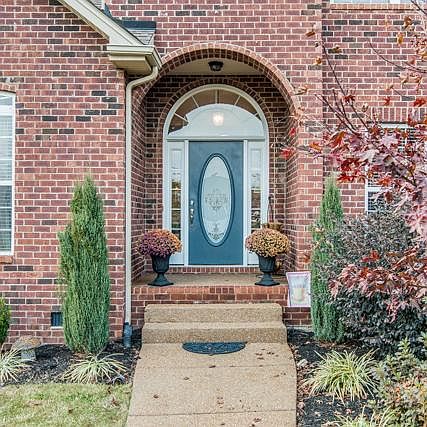 4th image of 164 Seven Springs Dr