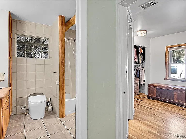 124 River Dr — Photo 17