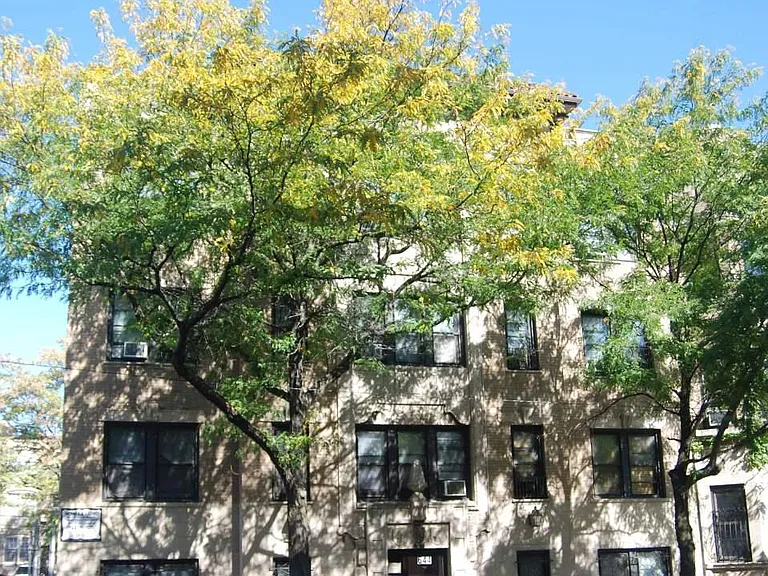 644 West Surf — Photo 26