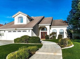 5415 Headlands Dr, Bakersfield, CA 93312