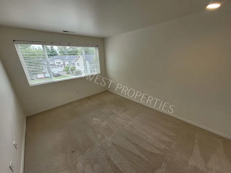 16173 SW Audubon St #102 — Photo 15