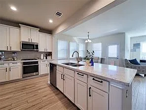 4123 Highland Cliff Ln Photo 1