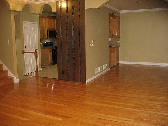 4th image of 300 Monarch Dr #D