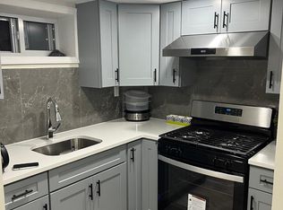 178 Marcus Ave #B, New Hyde Park, NY 11040