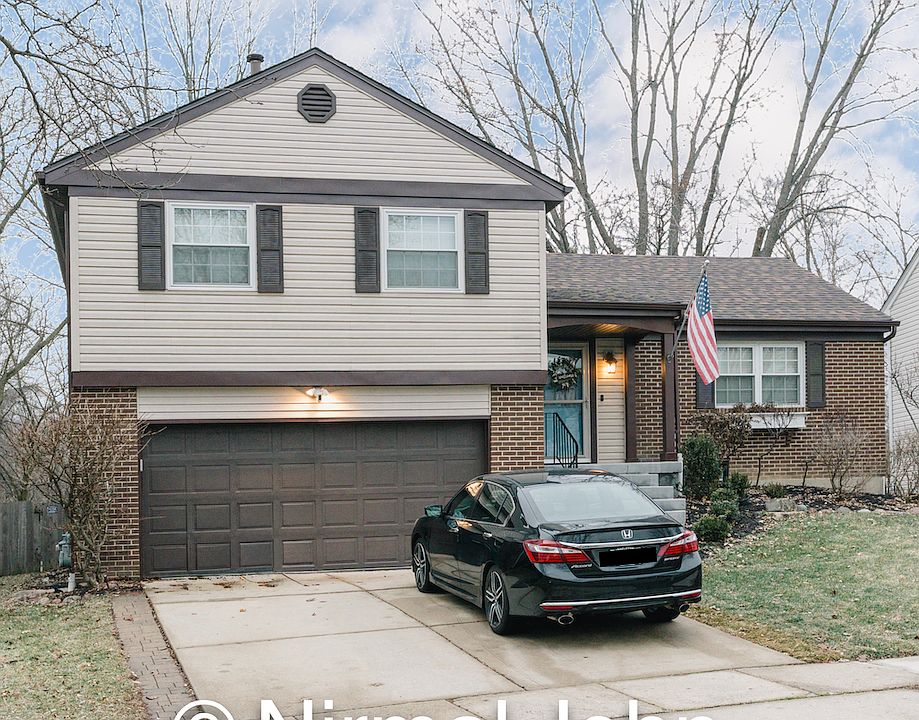 1st image of 30 Monterey Dr