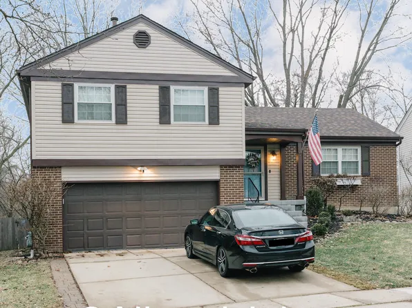 30 Monterey Dr, Vernon Hills, IL 60061