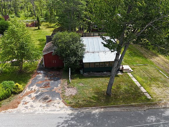 5th image of 225 Main Street