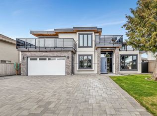 12525 75a Ave, Surrey, BC V3W 0M3