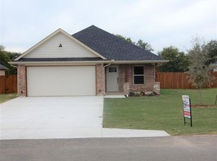 204 Fitzgerald Ct, Tioga, TX 76271