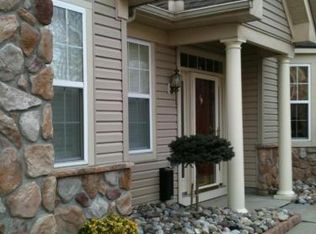 660 Bellflower Rd, Langhorne, PA 19047