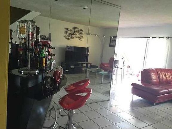4th image of 8775 Park Blvd APT 116