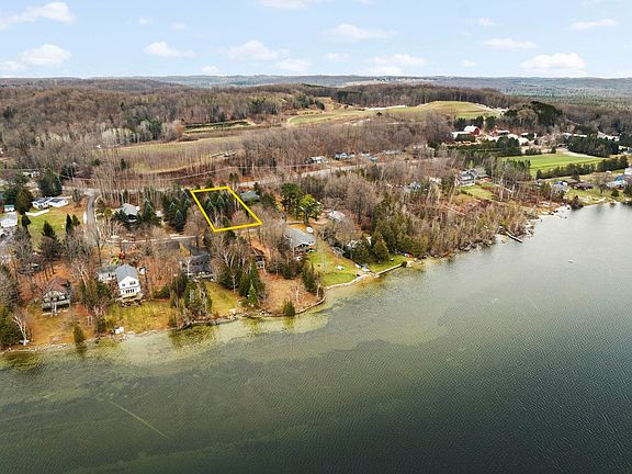 5th image of 3596 S Lake Leelanau Dr