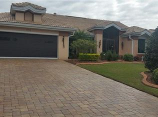 2102 New Bedford Dr, Sun City Center, FL 33573