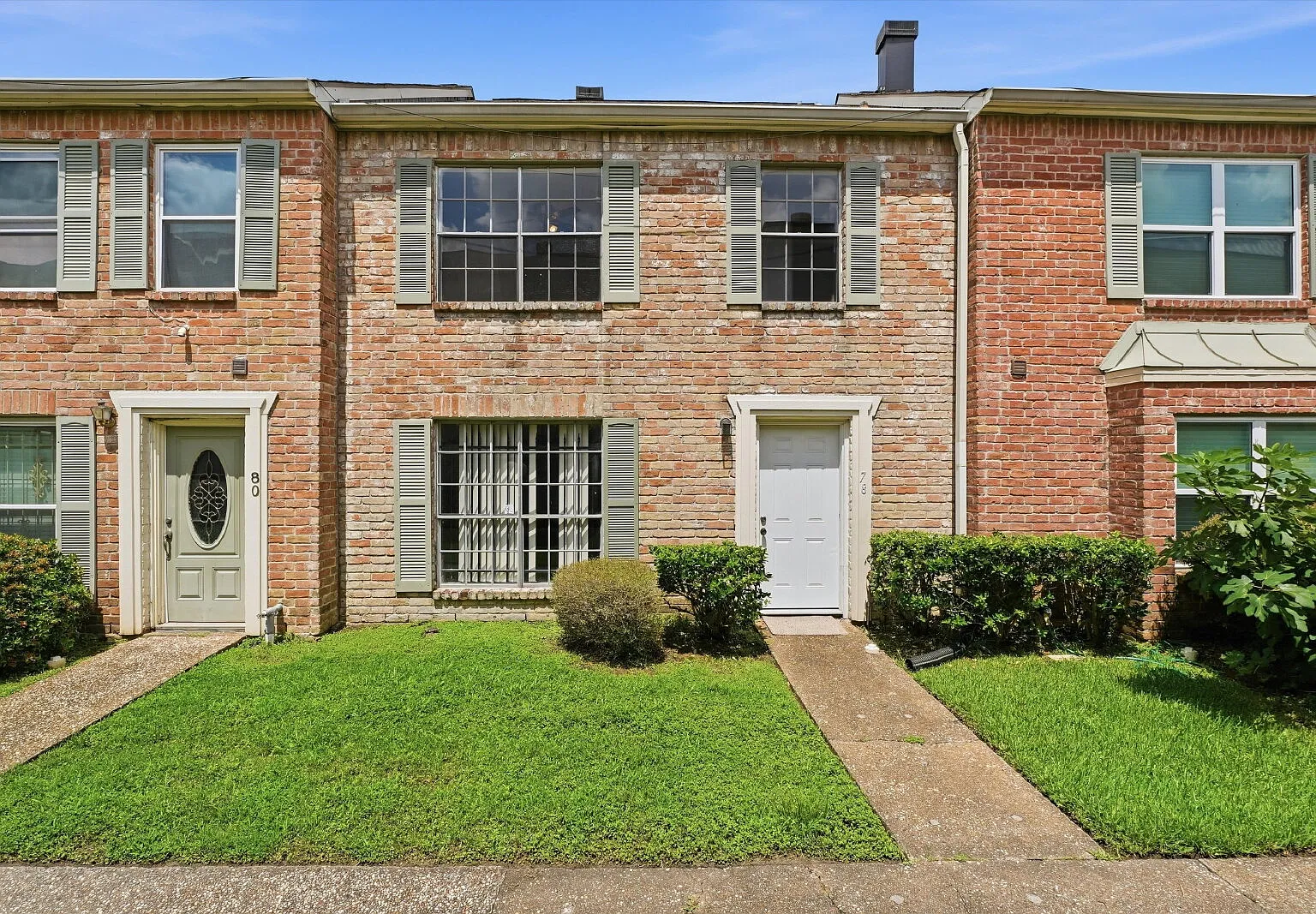 2 bed, 1.0 bath, $1,350 — Photo 1