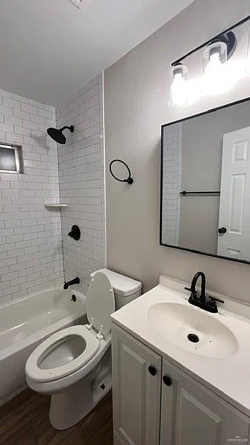 3 bed, 2.0 bath, 1110 sqft, $1,500 — Photo 3