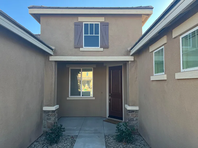 12421 Del Sur St — Photo 2