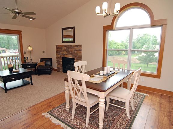 Perfect dining area.