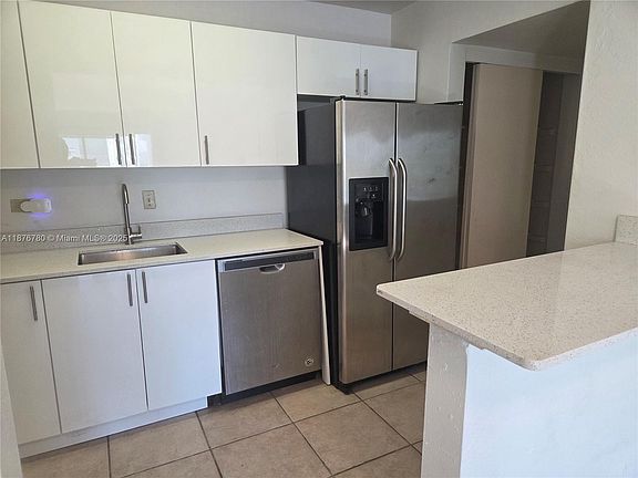 2nd image of 6900 N Kendall Dr APT A310