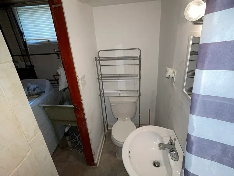 Basement FULL Bathroom