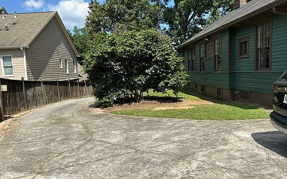 2nd image of 3770 Atlanta Rd SE