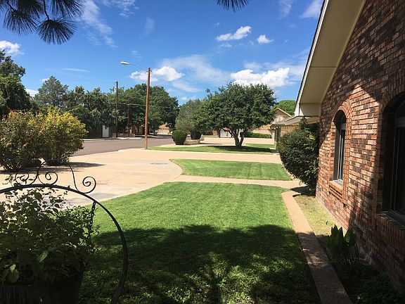 5th image of 2706 N Jade Ave