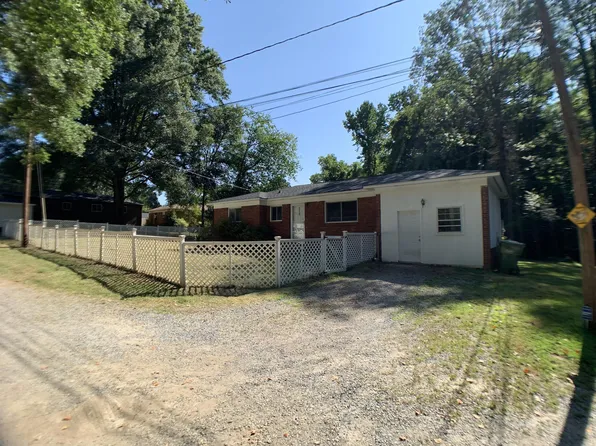 312 Bryte St, Mount Holly, NC 28120
