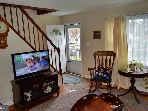 4th image of 5305 Lewellen Ave