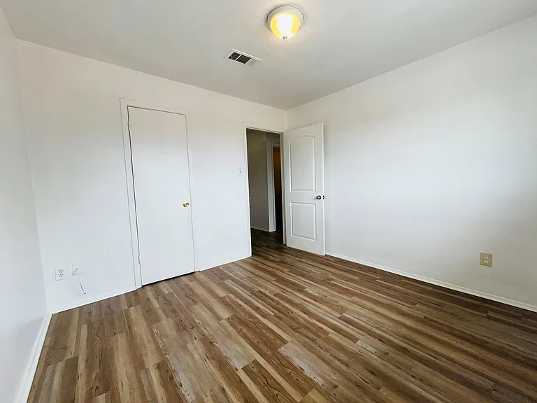 6981 Chasewood Dr — Photo 10