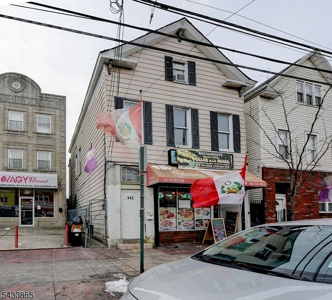 1st image of 442 Elizabeth Ave