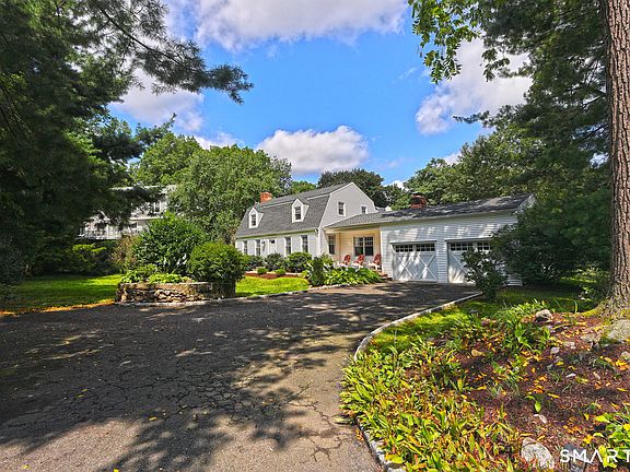 5th image of 130 Elm Street