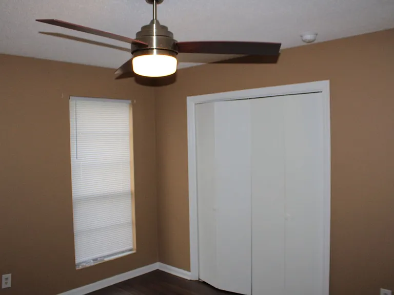 2248 Winston Way — Photo 24