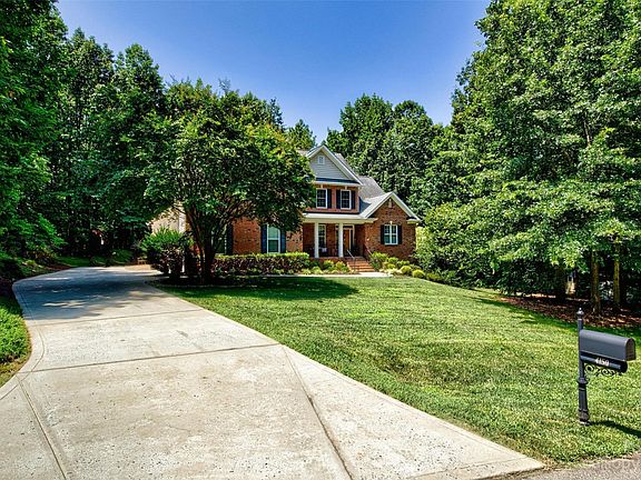 5th image of 4150 Mineral Ln