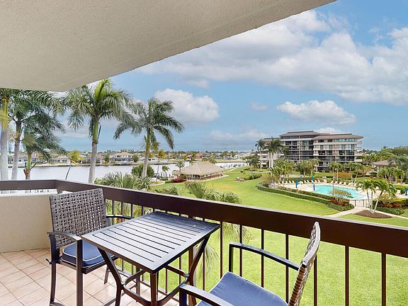 2nd image of 651 Seaview Ct APT B407