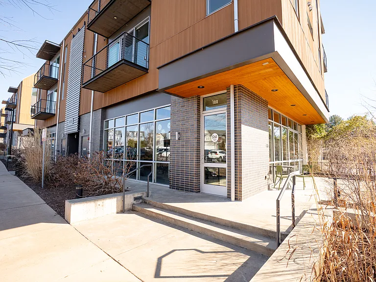 Riverside Village Apartments — Photo 107