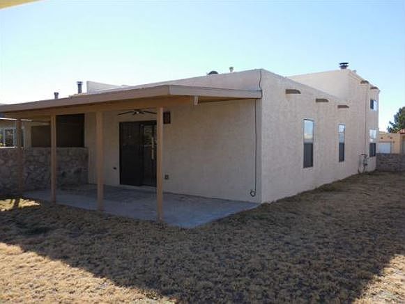 2nd image of 2106 Pine Needle Way