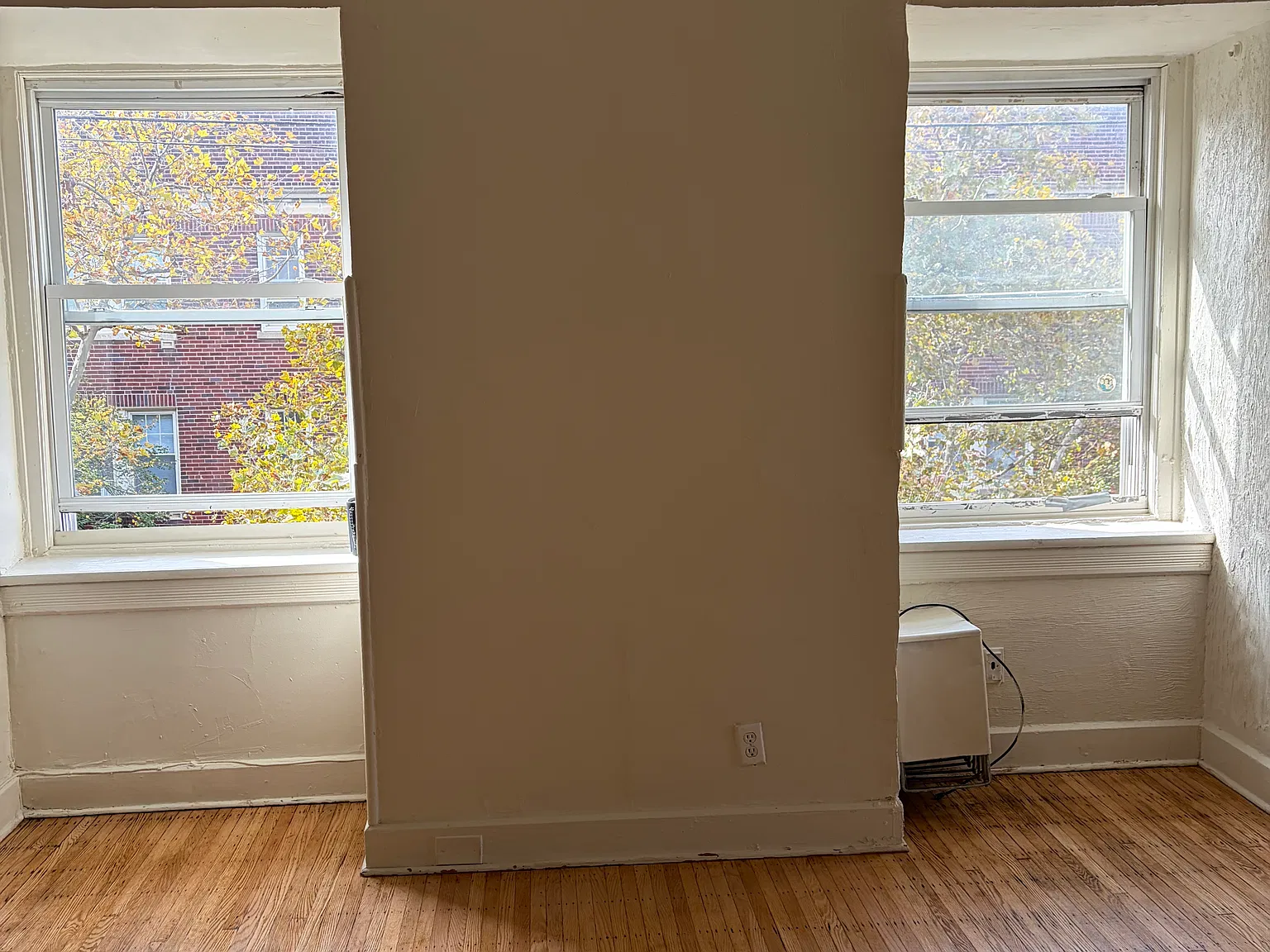 1 bed, 700 sqft, $1,300 — Photo 2