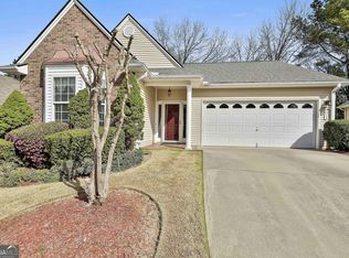 13 Garden Grv, Newnan, GA 30265