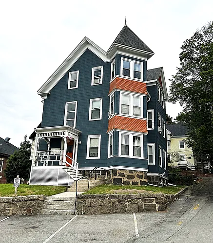 19 Briscoe St #1R Photo 1