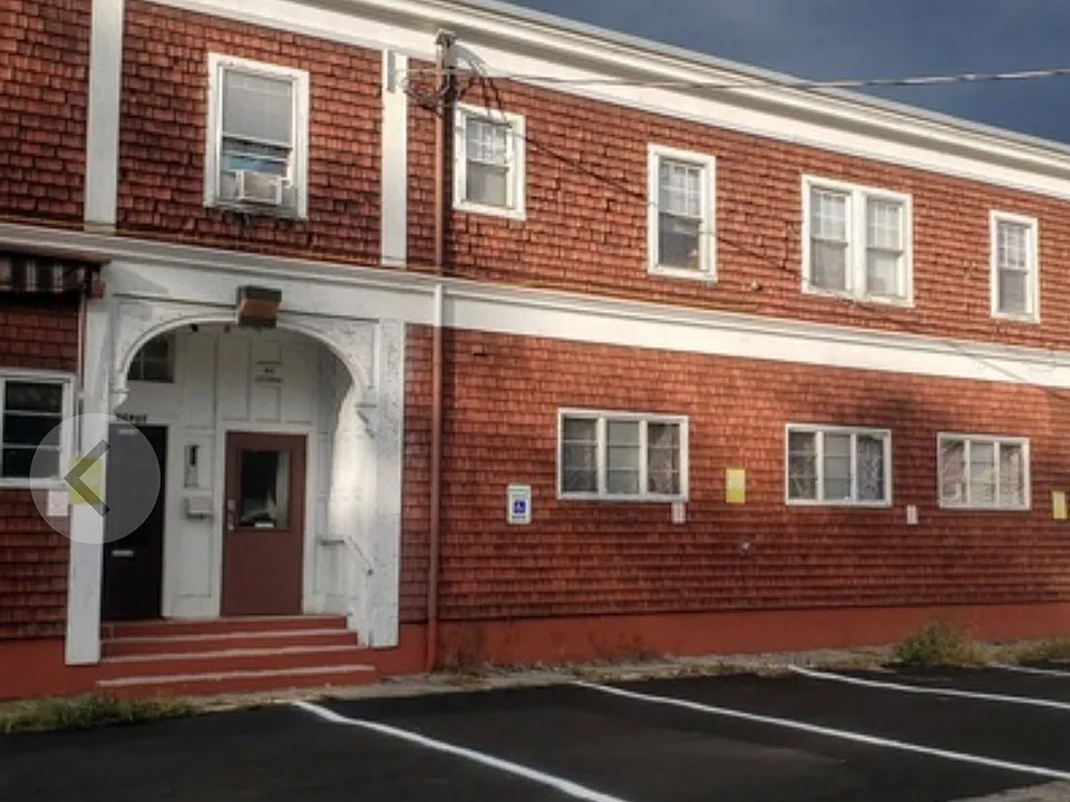 238 Main St #2