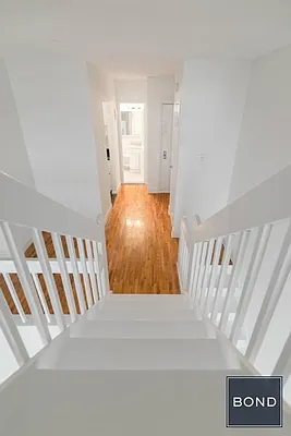 Rented by Bond New York | media 5